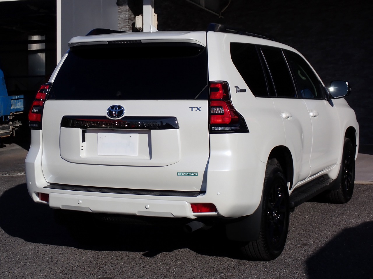 TOYOTA Land Cruiser Prado