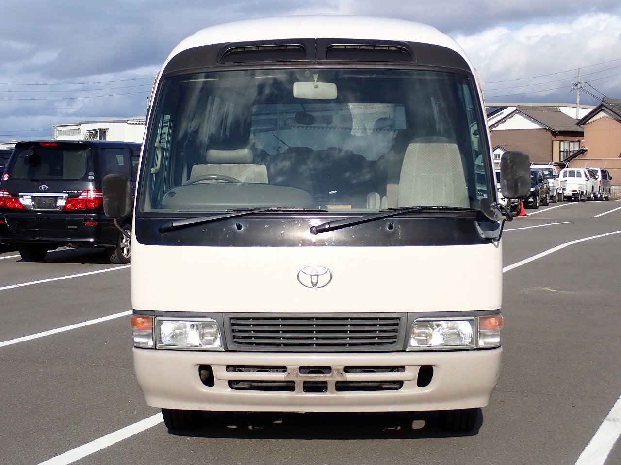 TOYOTA Coaster