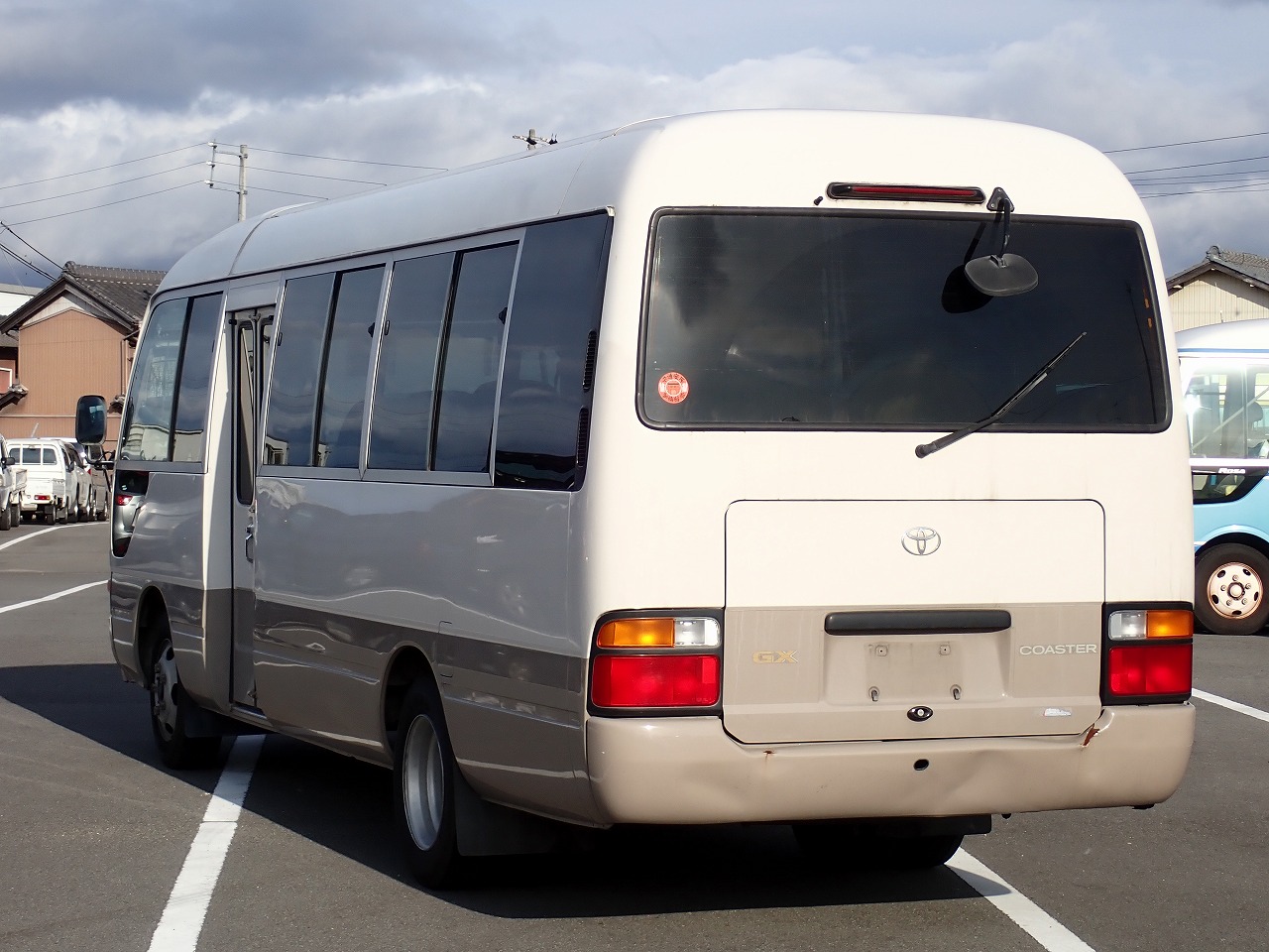 TOYOTA Coaster