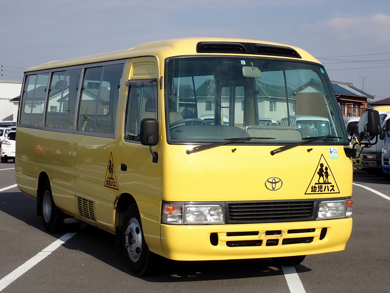TOYOTA Coaster