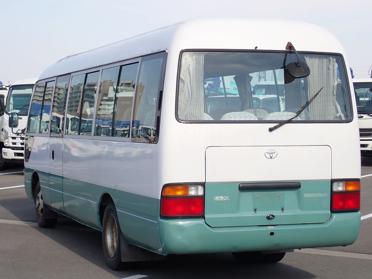 TOYOTA Coaster