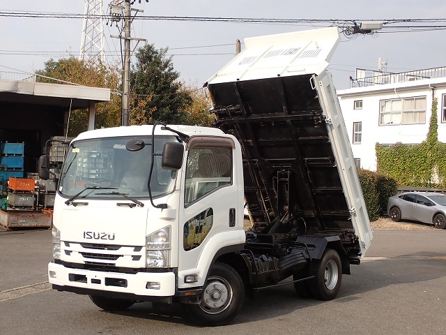 ISUZU Forward