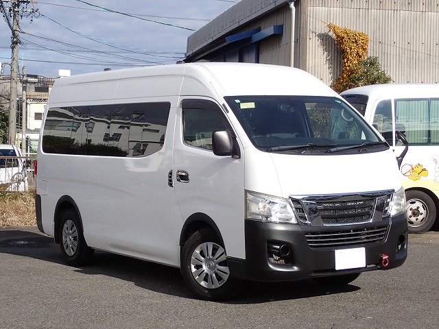 NISSAN NV 350 CARAVAN