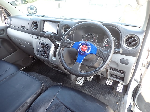 NISSAN NV 350 CARAVAN