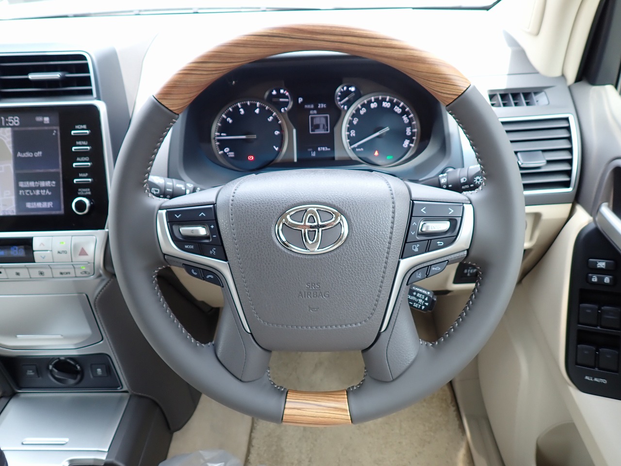 TOYOTA Land Cruiser Prado