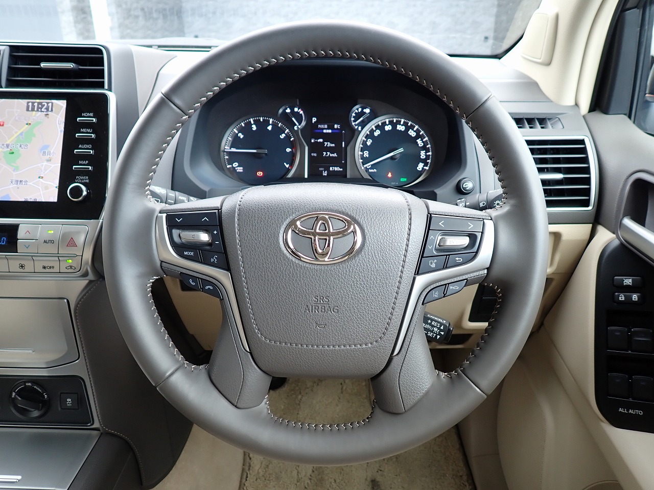 TOYOTA Land Cruiser Prado