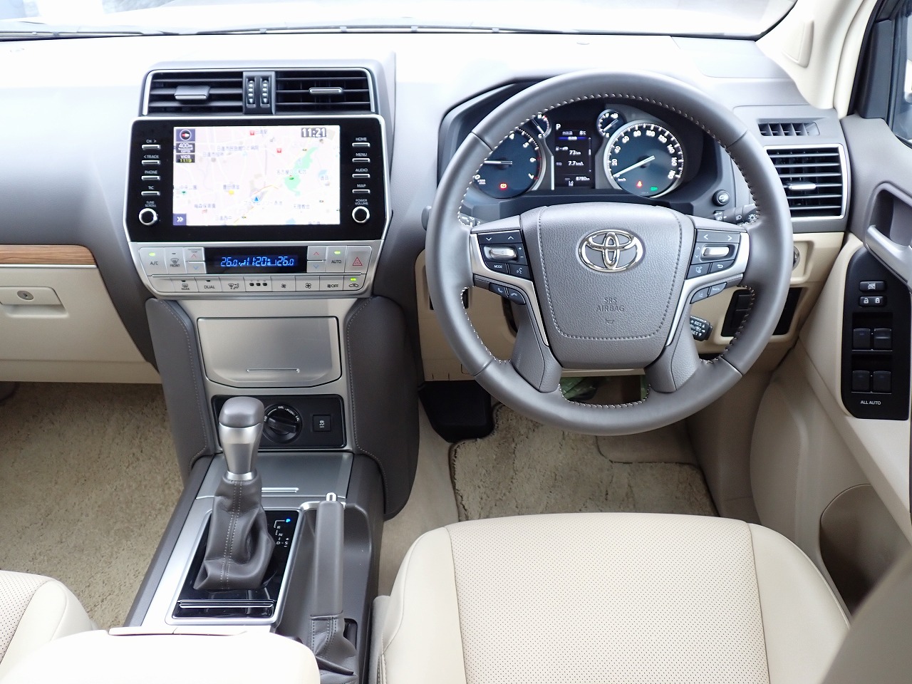 TOYOTA Land Cruiser Prado