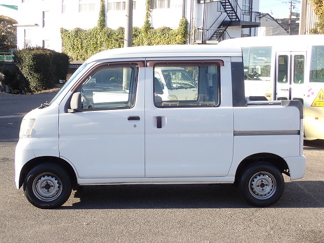 DAIHATSU Hijet Cargo