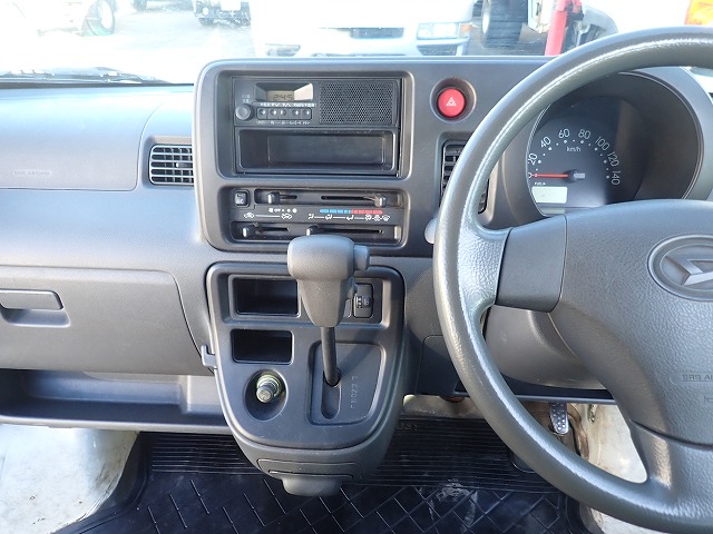 DAIHATSU Hijet Cargo