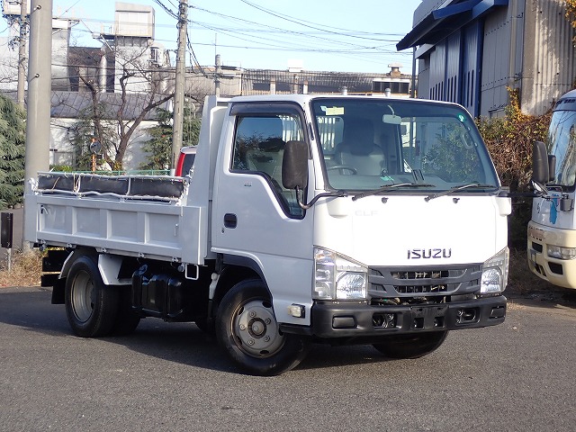ISUZU Elf Truck