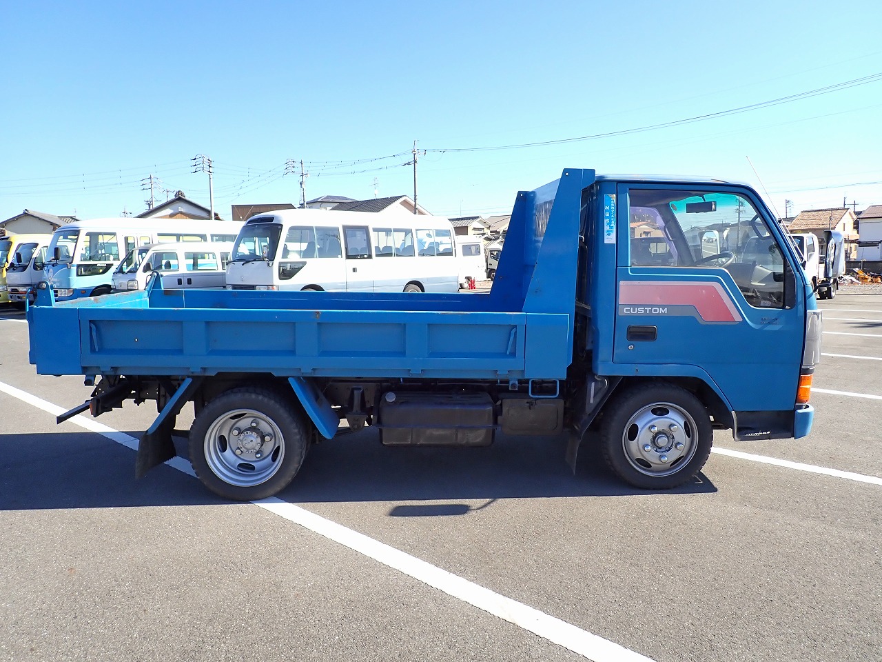 MITSUBISHI Canter