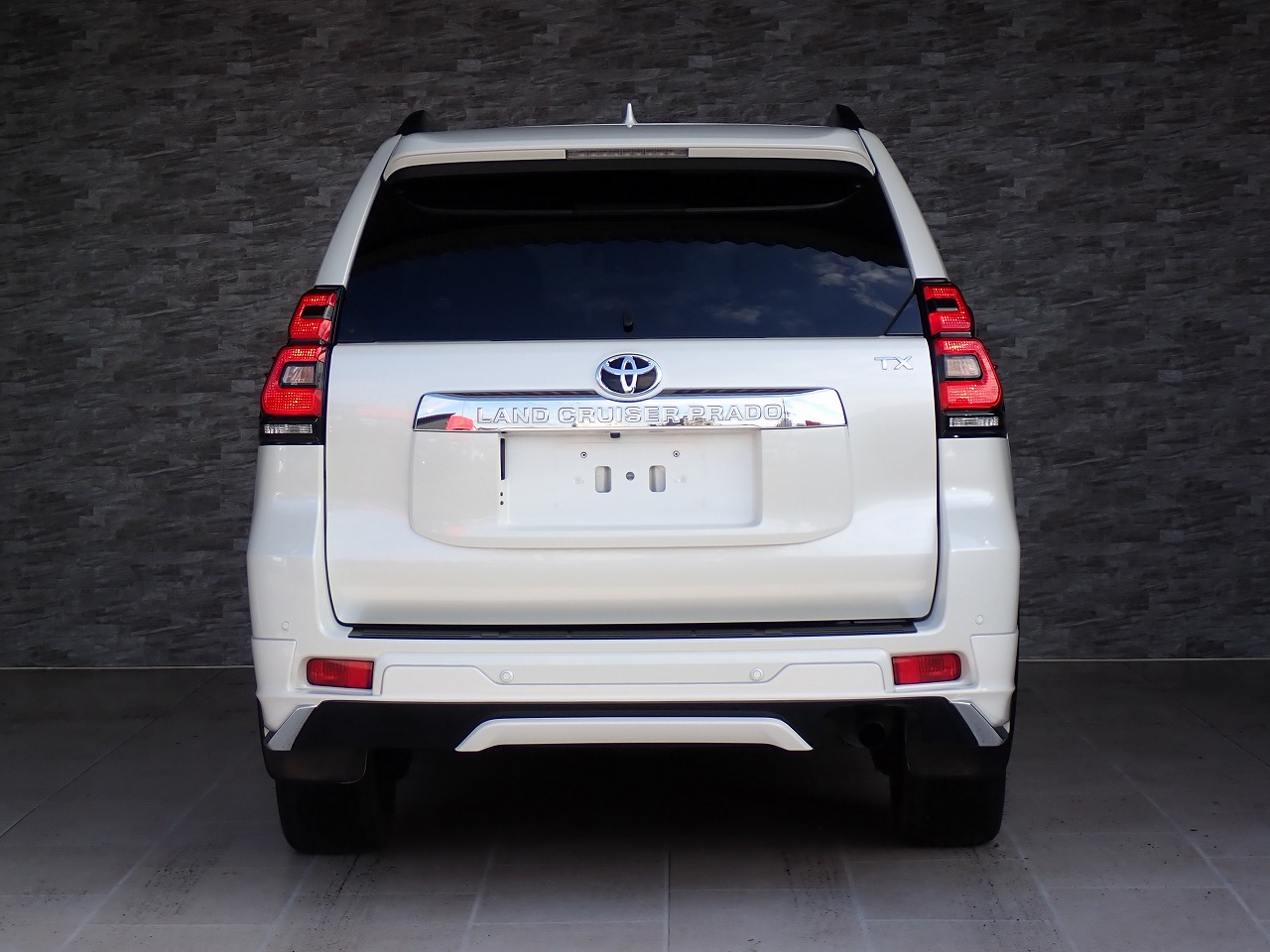 TOYOTA Land Cruiser Prado