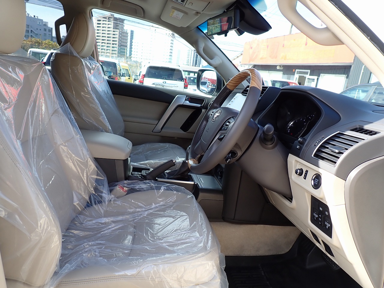 TOYOTA Land Cruiser Prado