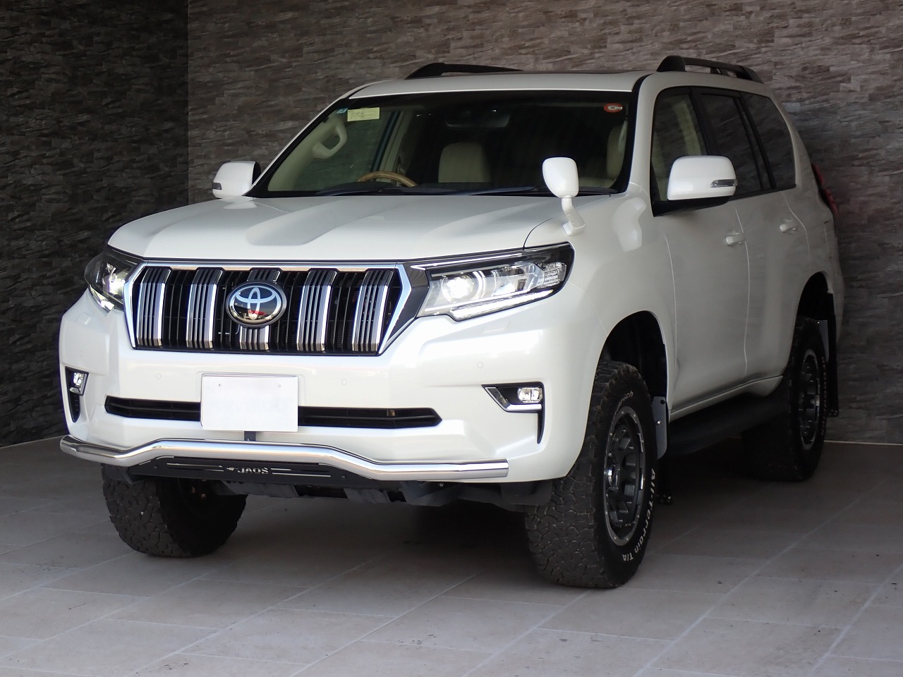 TOYOTA Land Cruiser Prado