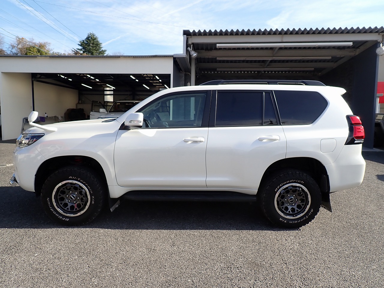 TOYOTA Land Cruiser Prado