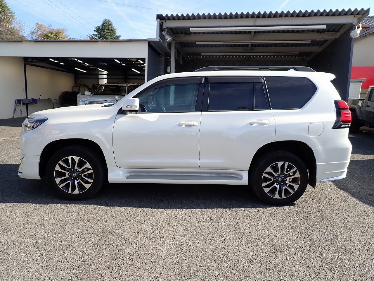 TOYOTA Land Cruiser Prado