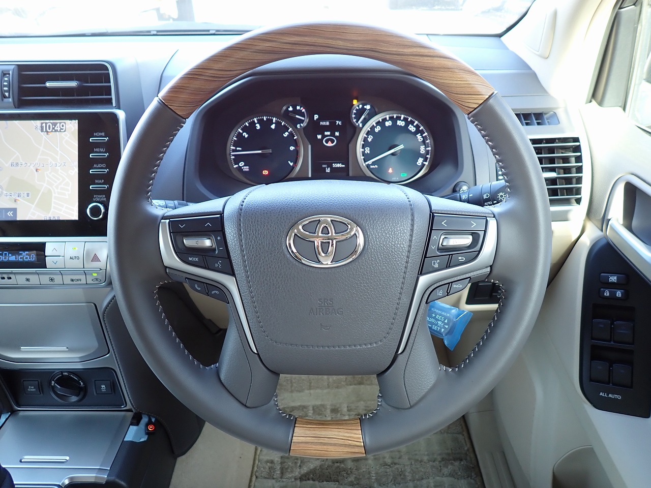 TOYOTA Land Cruiser Prado