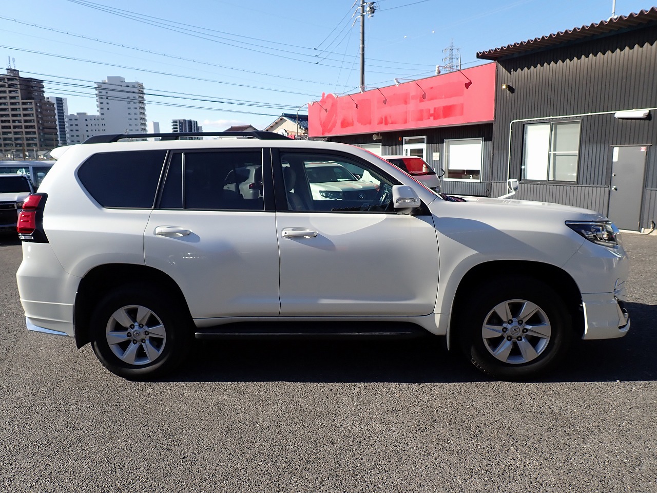 TOYOTA Land Cruiser Prado