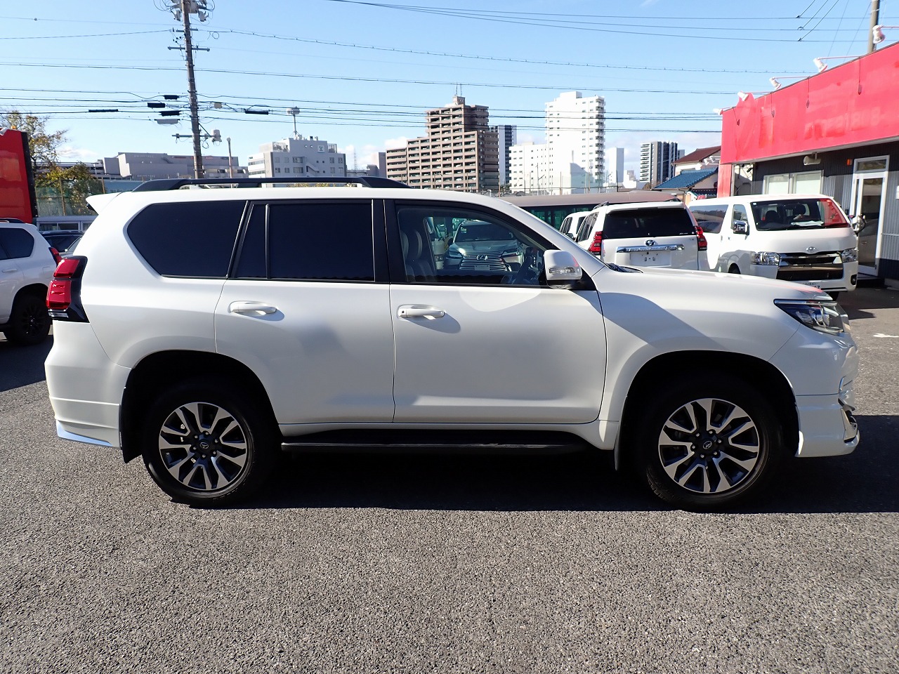 TOYOTA Land Cruiser Prado