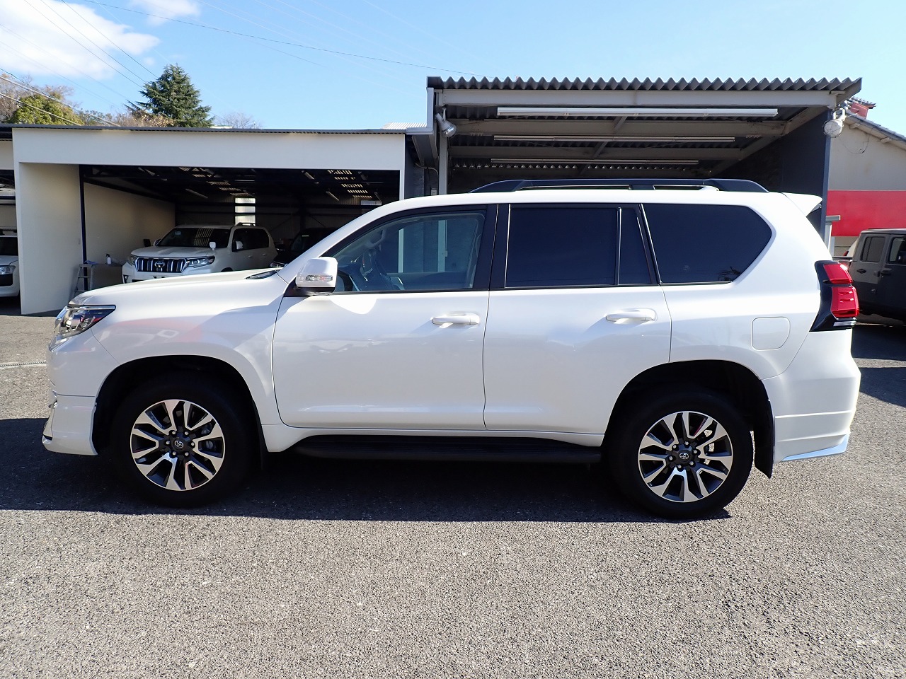 TOYOTA Land Cruiser Prado