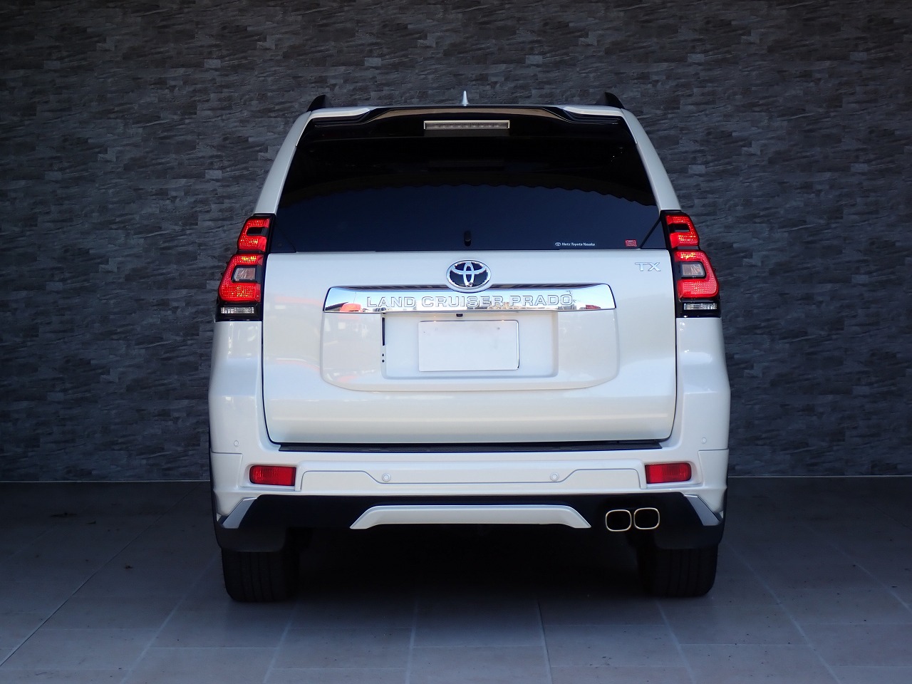 TOYOTA Land Cruiser Prado