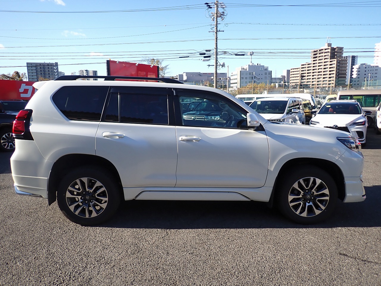 TOYOTA Land Cruiser Prado