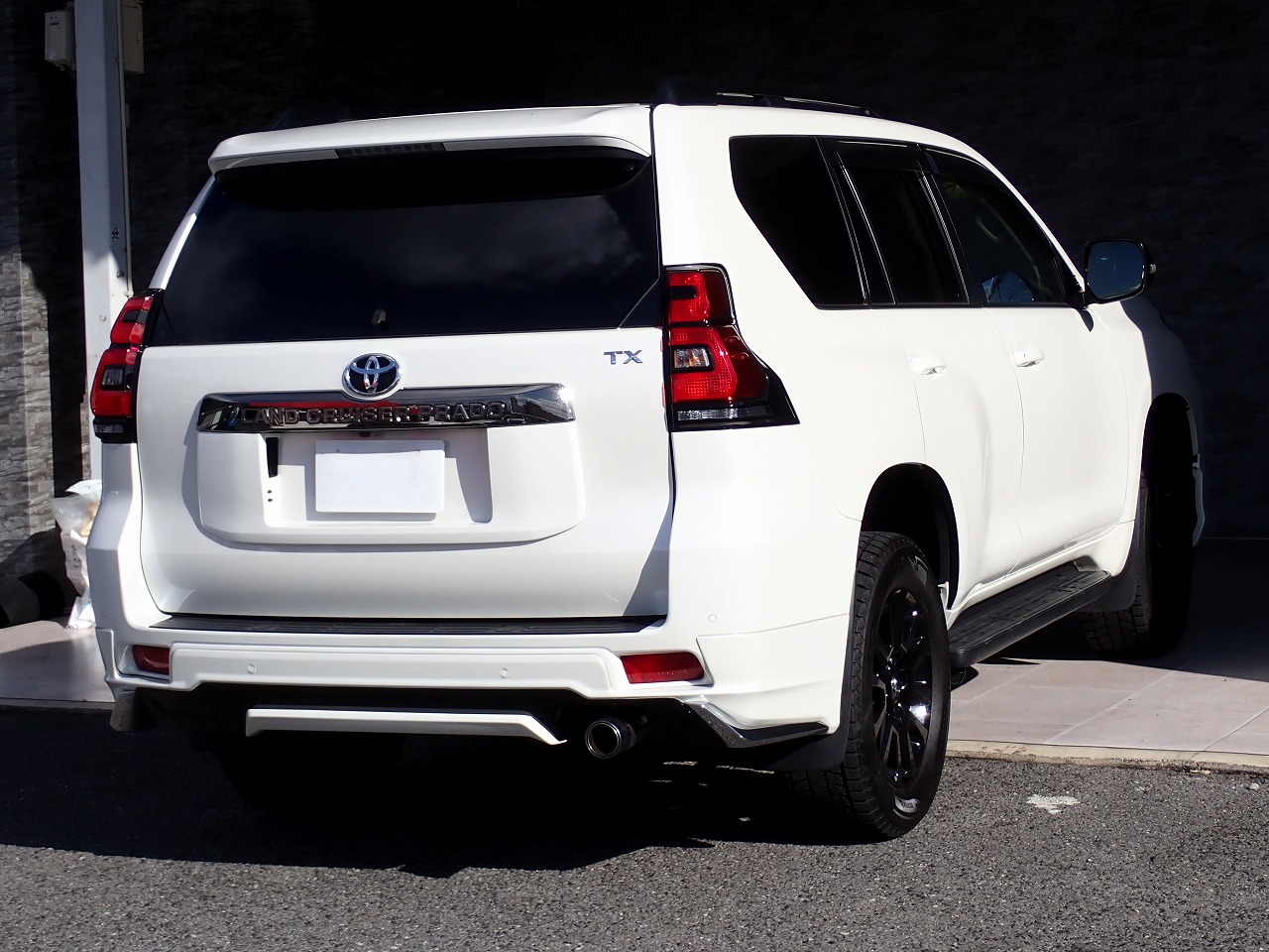 TOYOTA Land Cruiser Prado