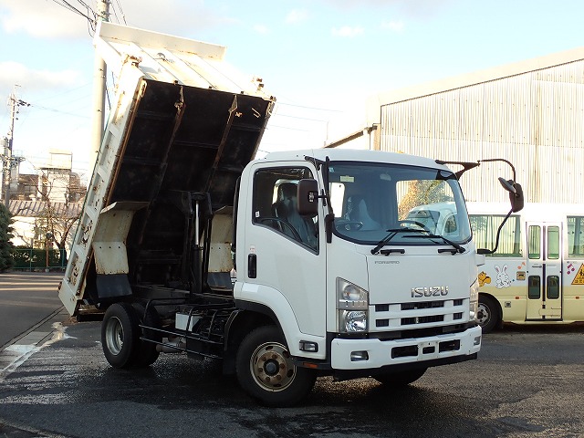 ISUZU Forward