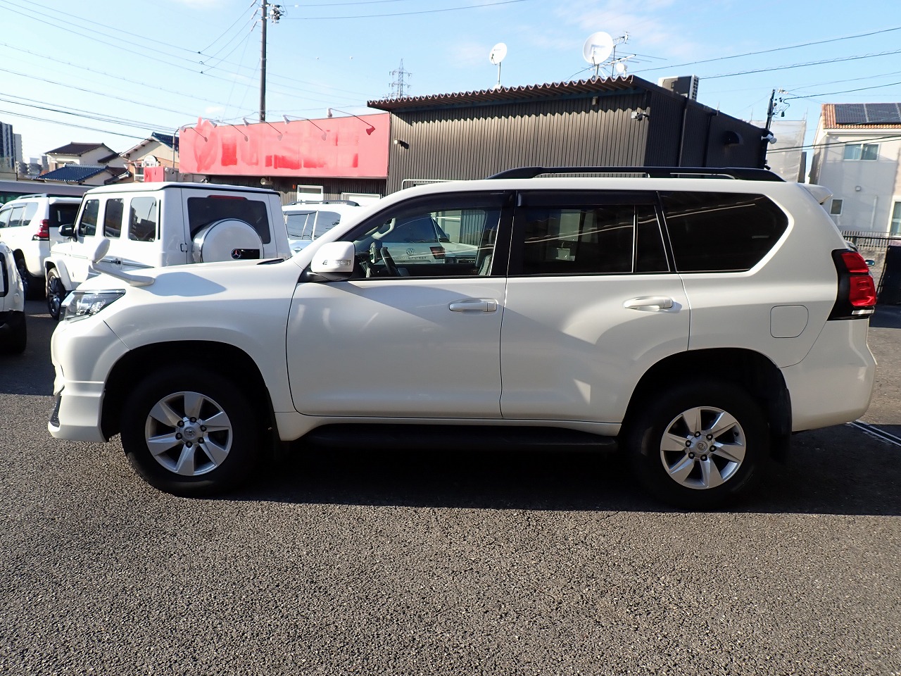 TOYOTA Land Cruiser Prado