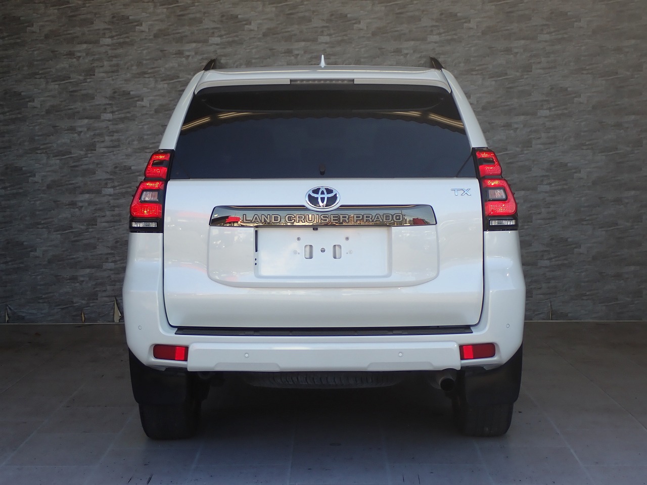 TOYOTA Land Cruiser Prado