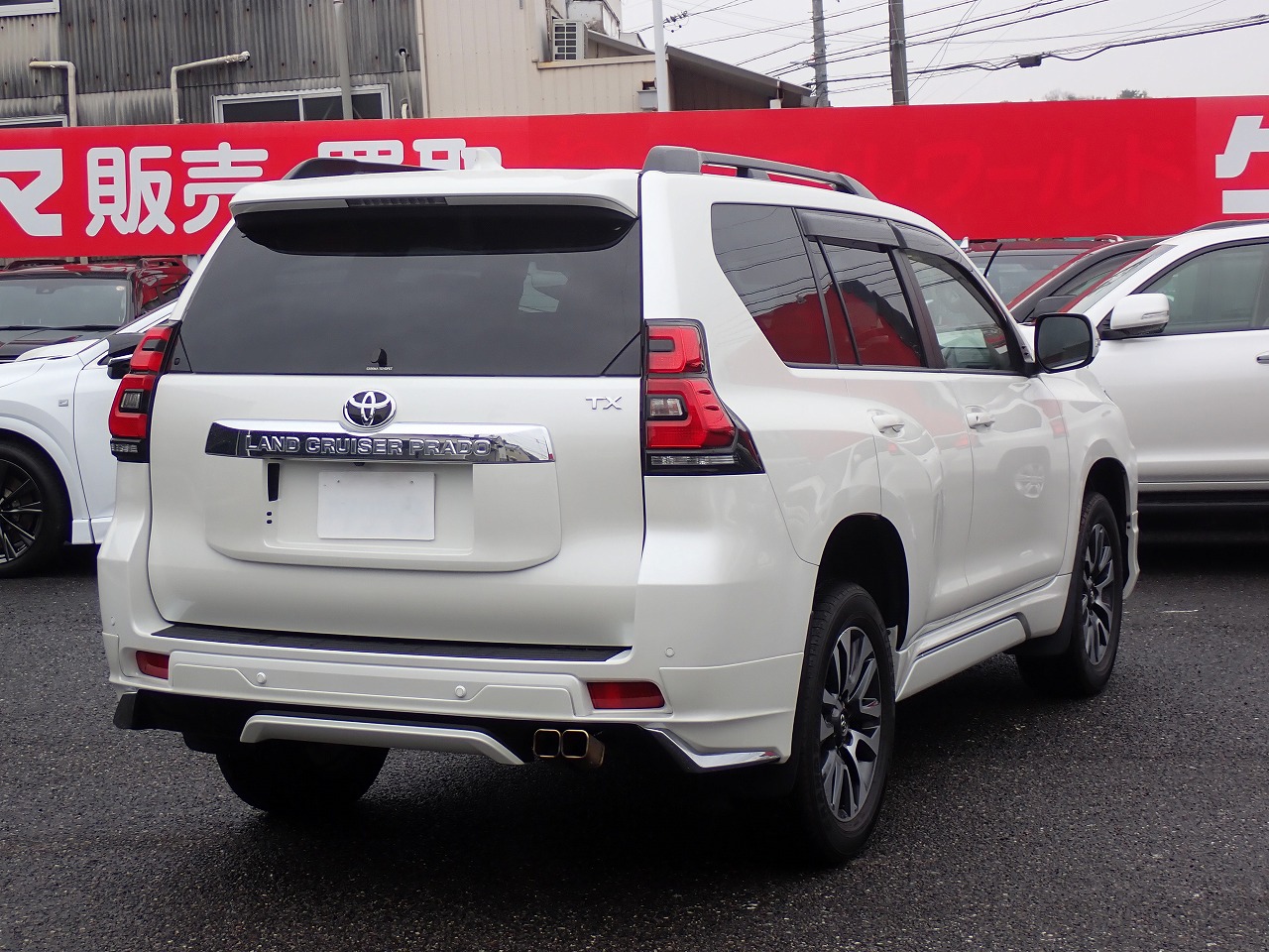 TOYOTA Land Cruiser Prado