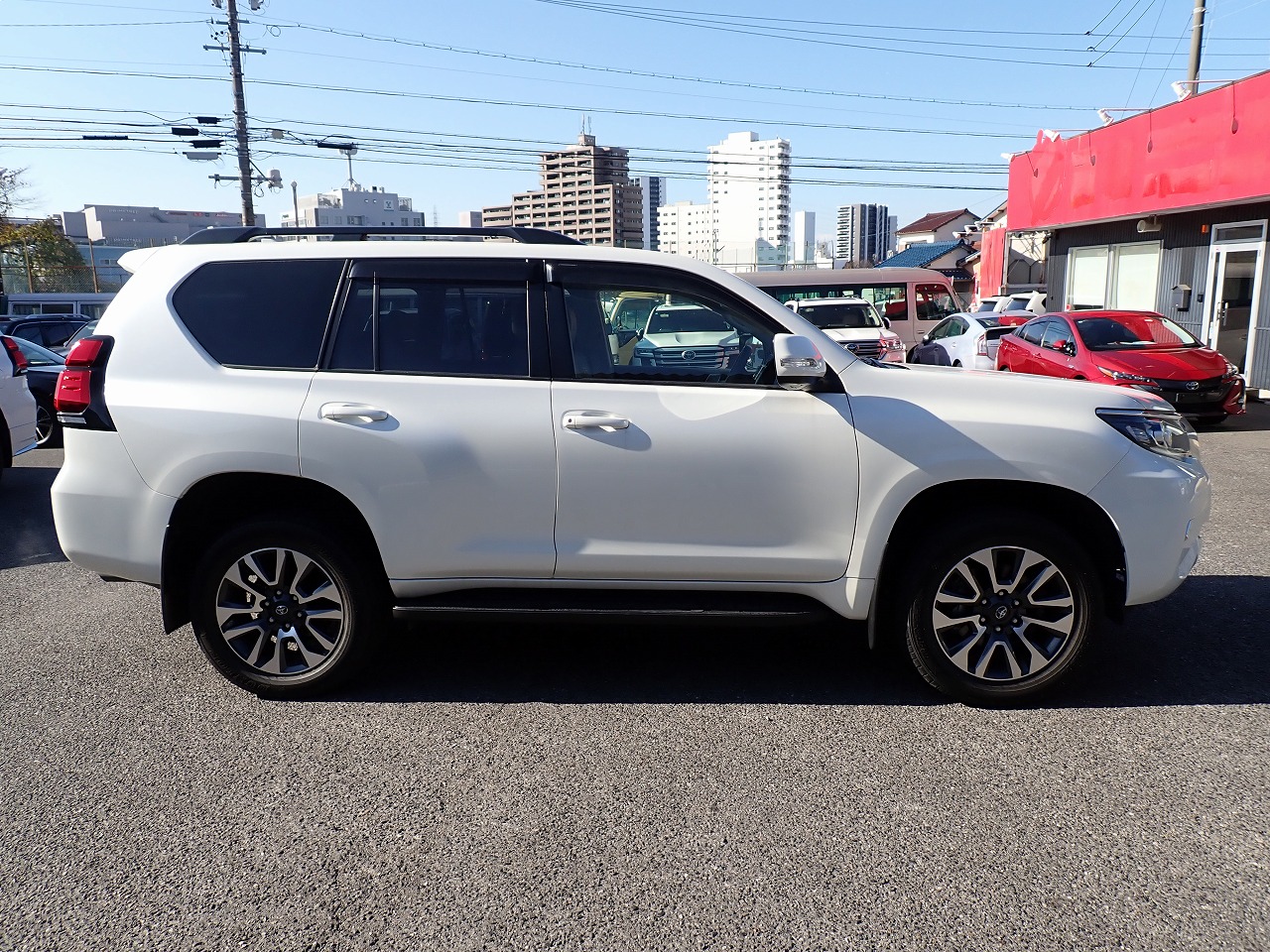 TOYOTA Land Cruiser Prado