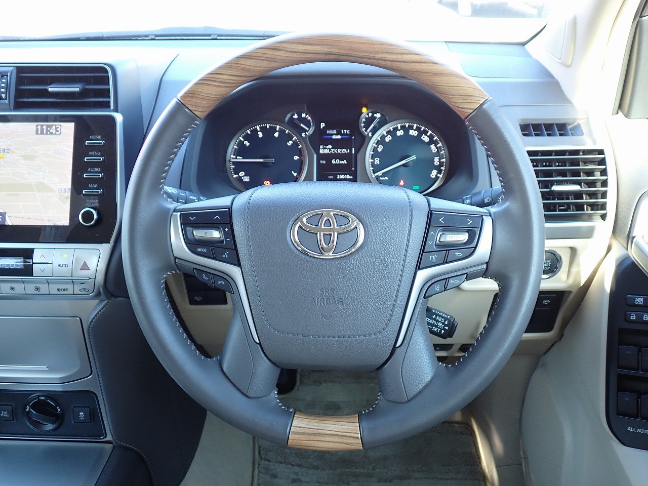 TOYOTA Land Cruiser Prado