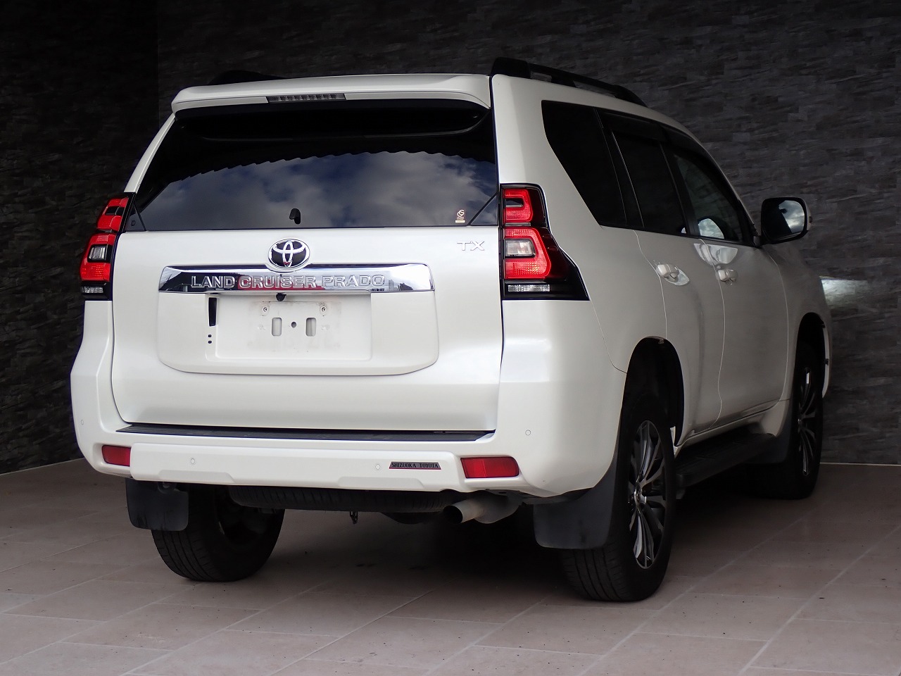 TOYOTA Land Cruiser Prado