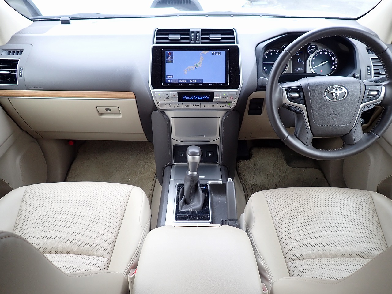 TOYOTA Land Cruiser Prado