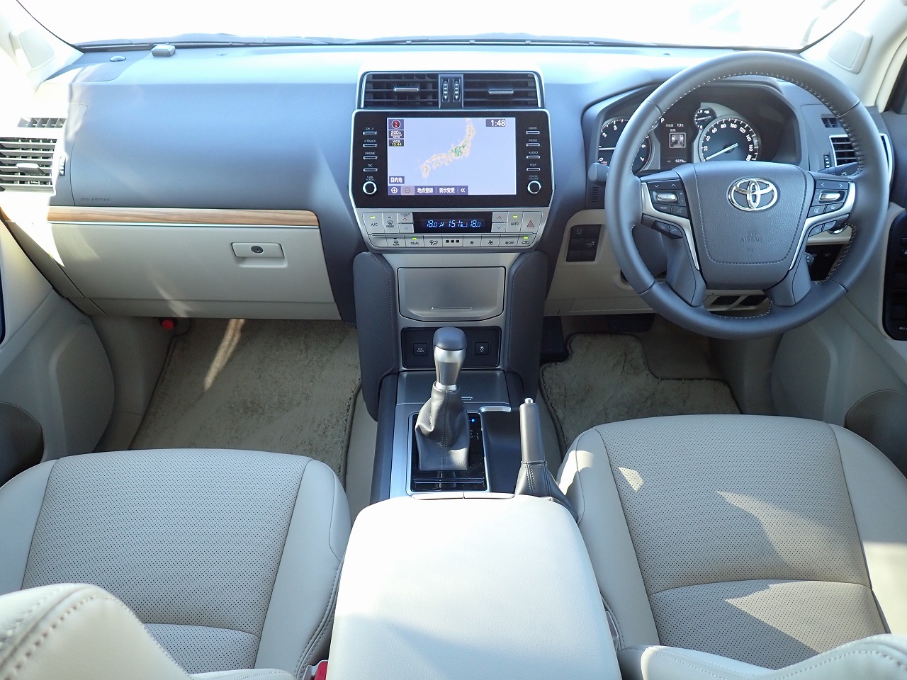 TOYOTA Land Cruiser Prado