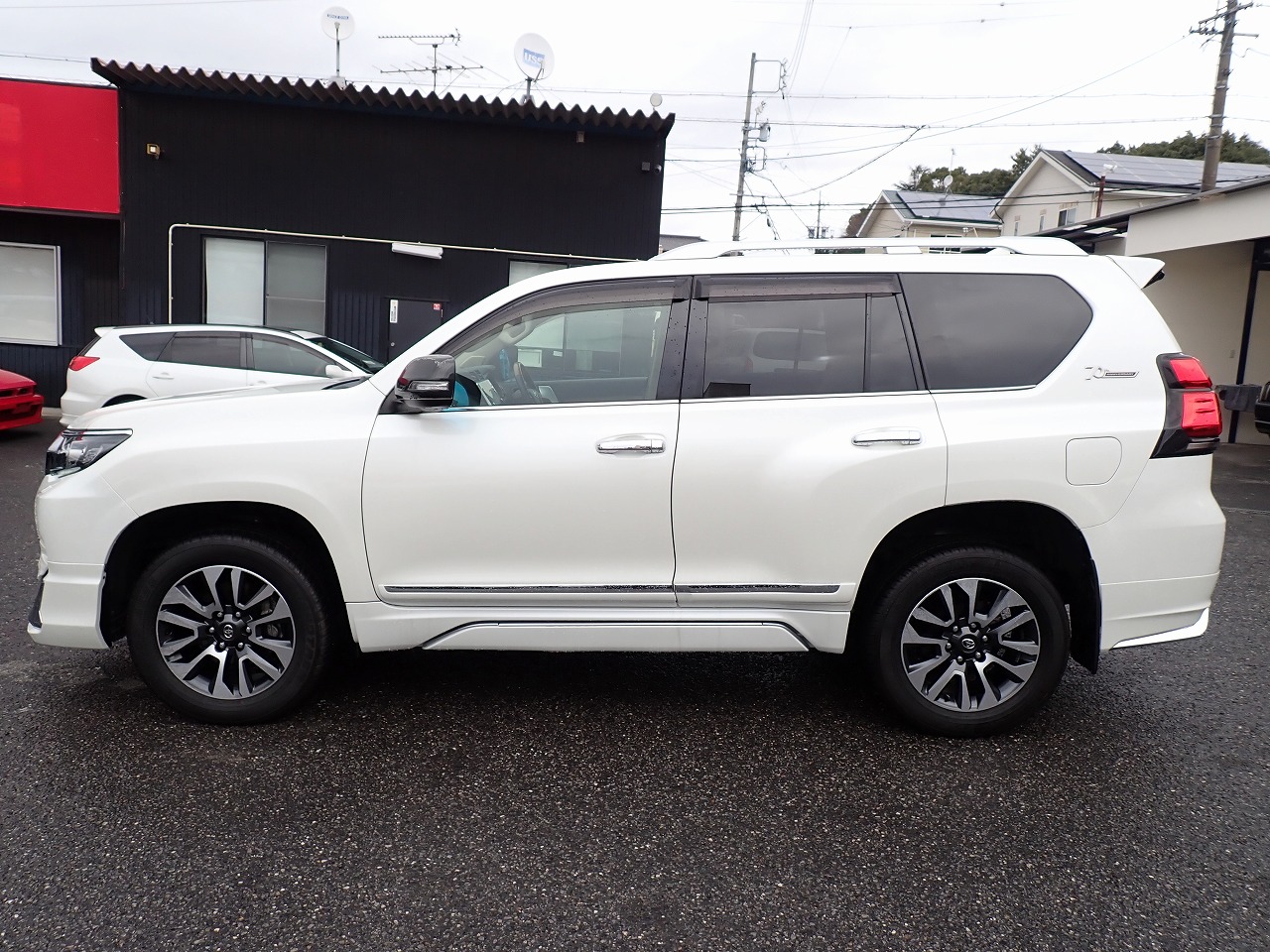 TOYOTA Land Cruiser Prado