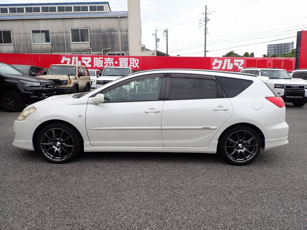 TOYOTA Caldina