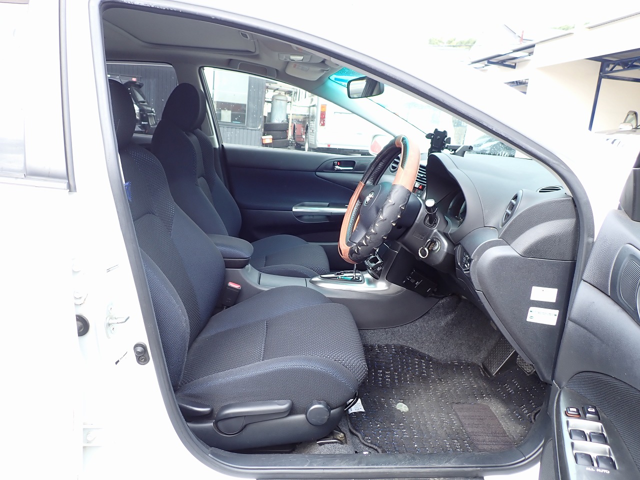 TOYOTA Caldina