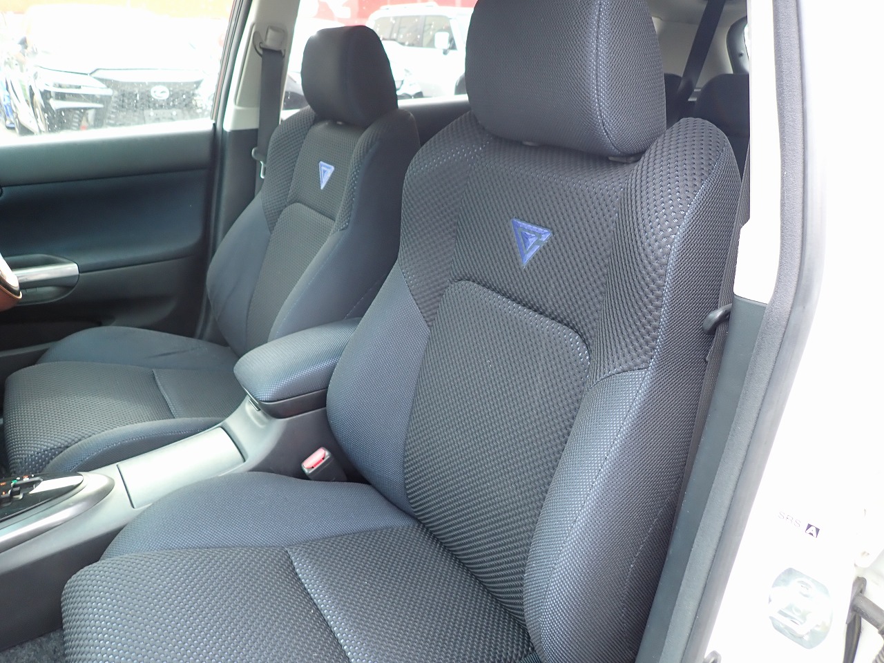 TOYOTA Caldina