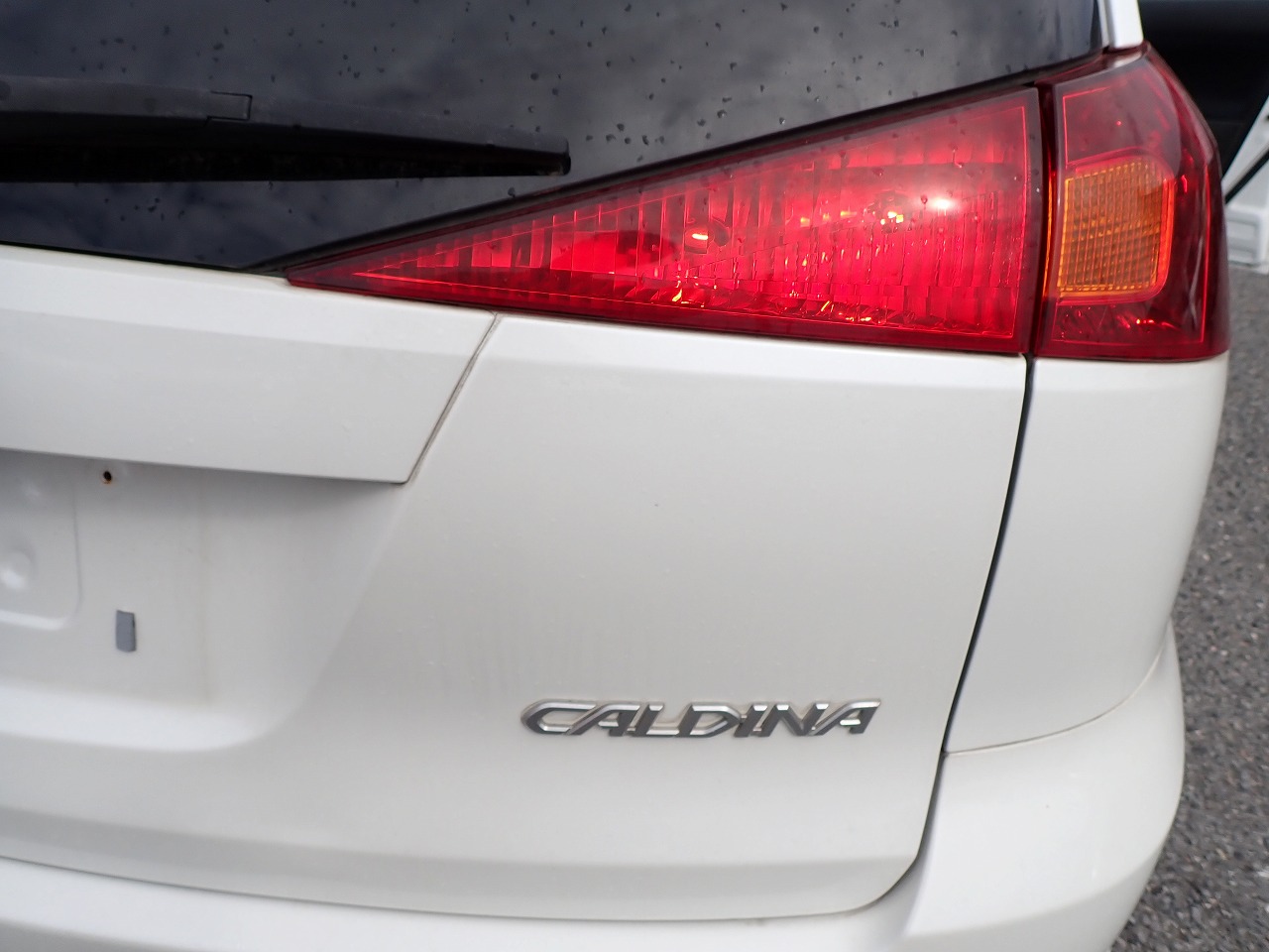 TOYOTA Caldina