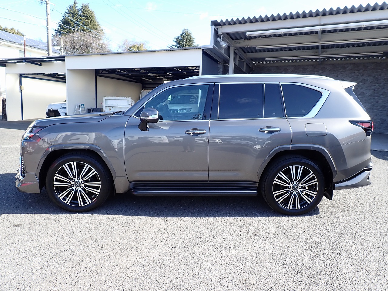 LEXUS LX