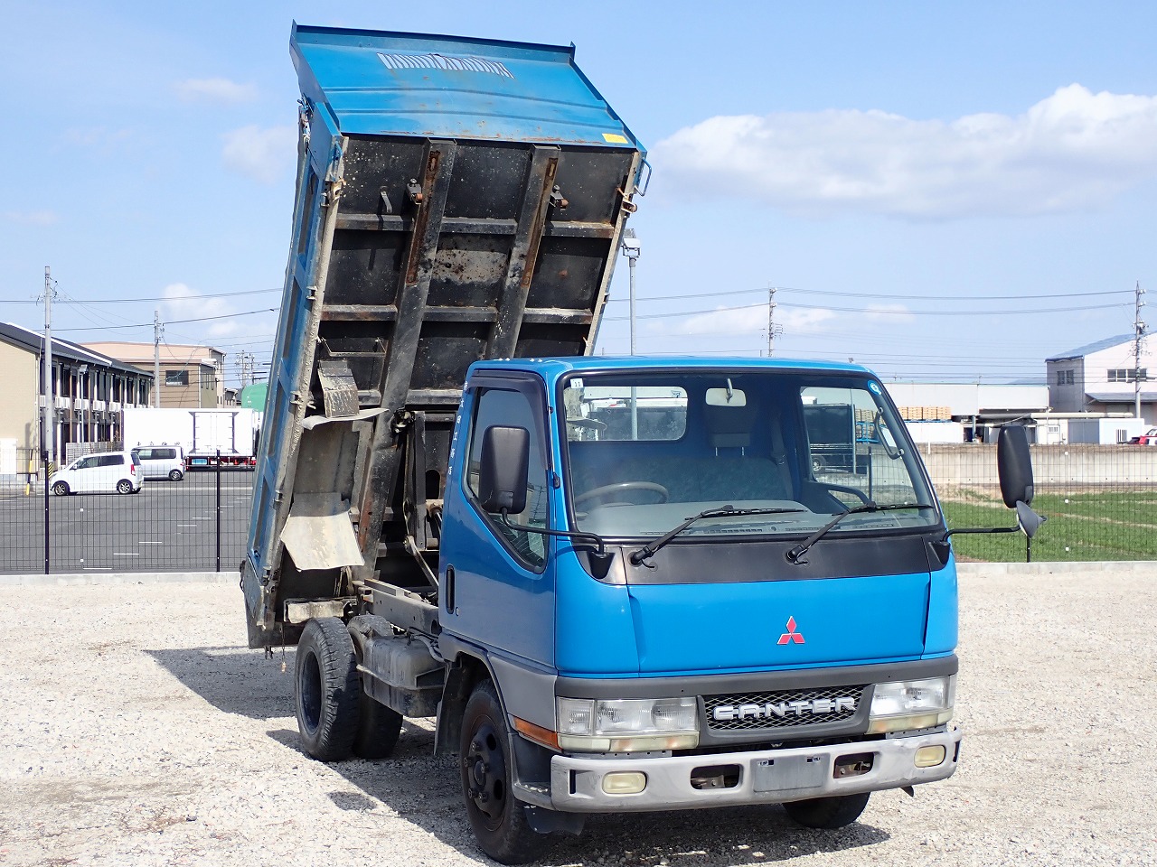 MITSUBISHI Canter