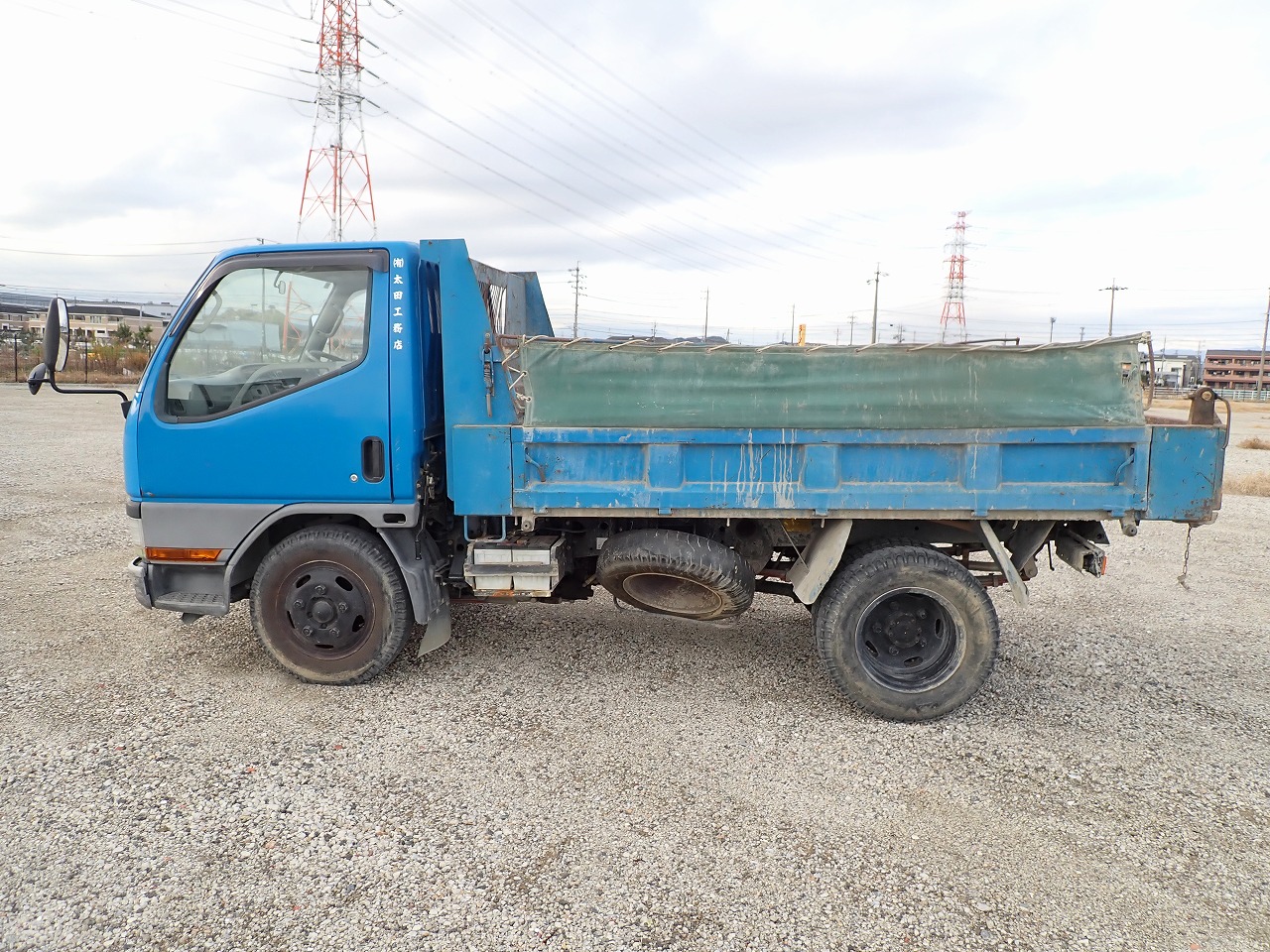 MITSUBISHI Canter