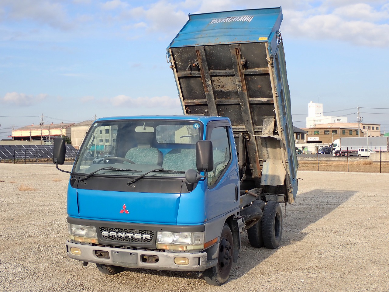 MITSUBISHI Canter