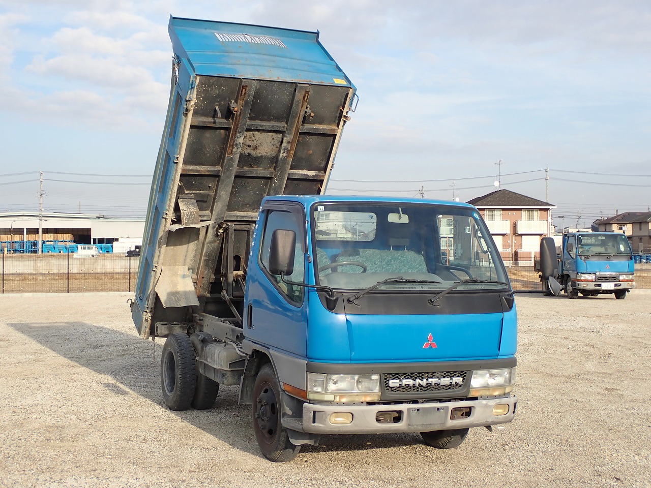 MITSUBISHI Canter