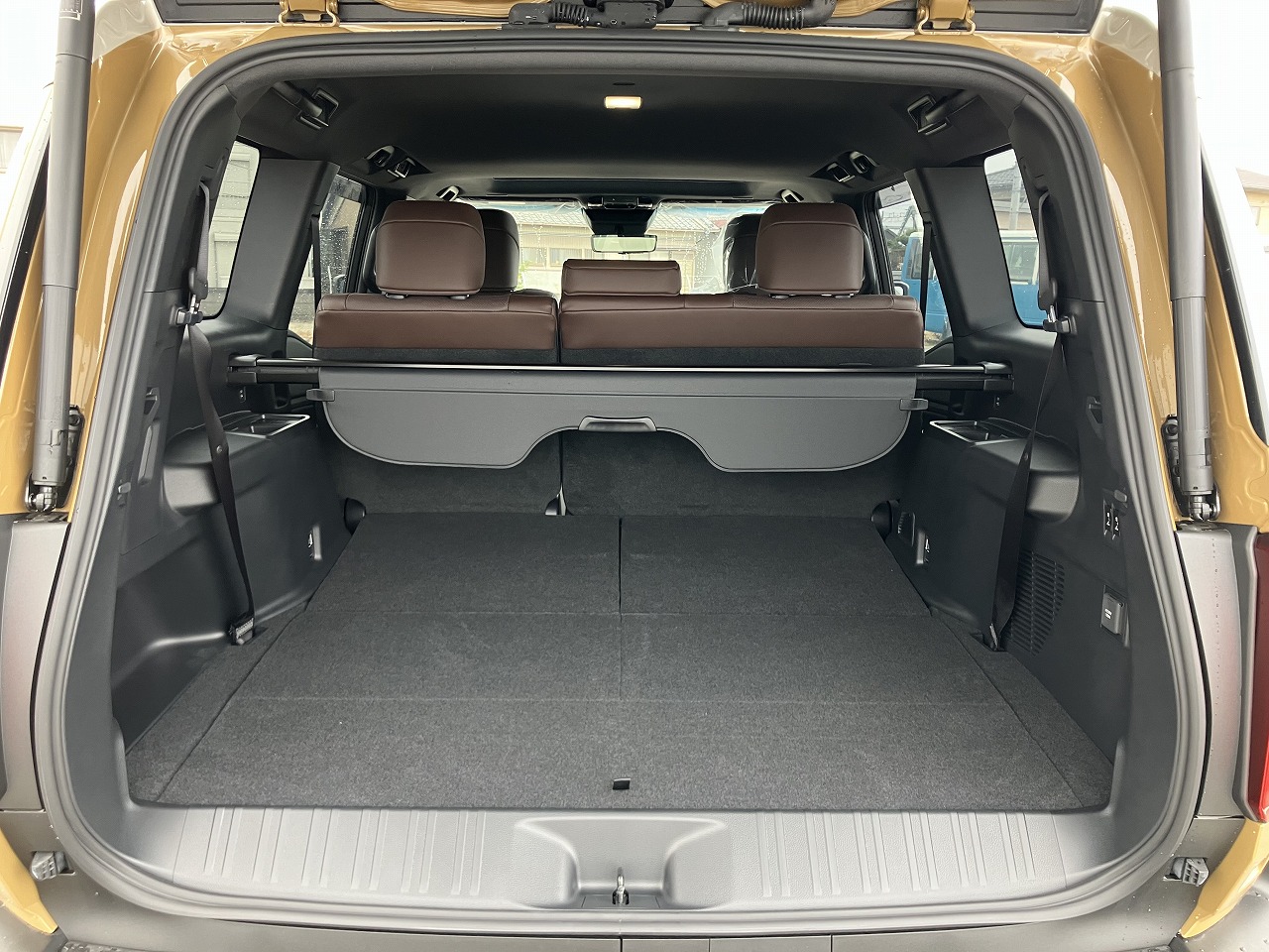 TOYOTA Land Cruiser 250