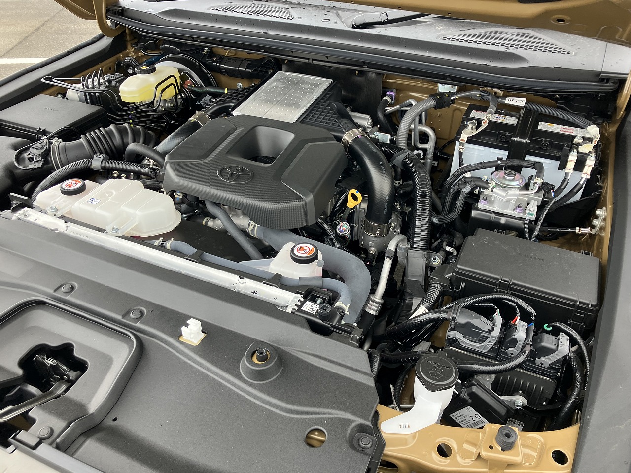 TOYOTA Land Cruiser 250