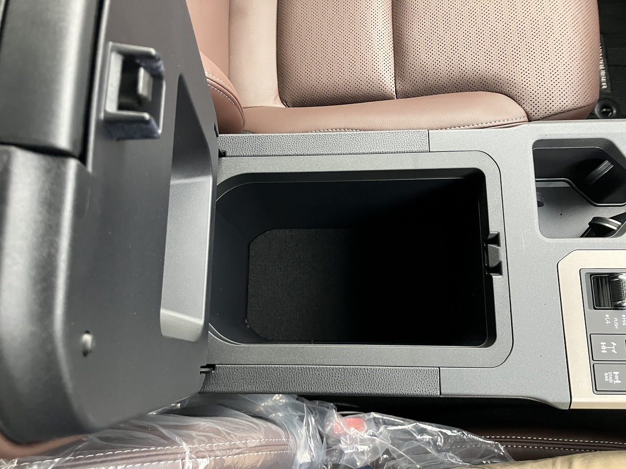 TOYOTA Land Cruiser 250