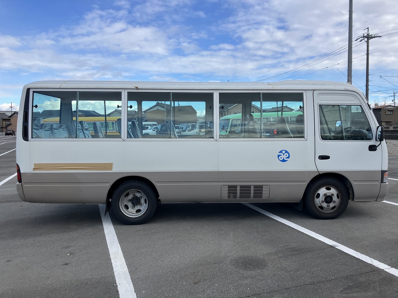 TOYOTA Coaster